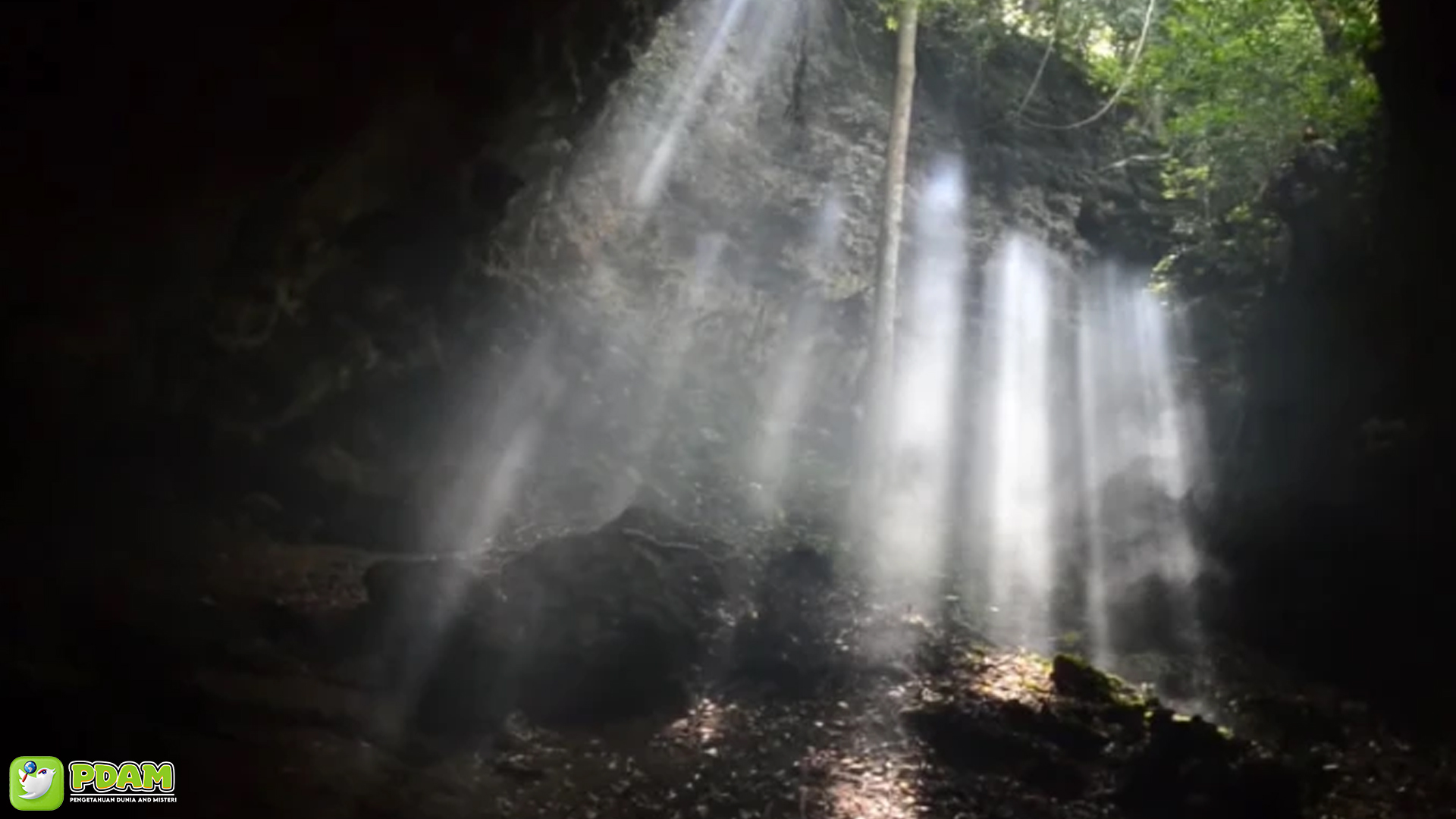 Menyelusuri Gua Ie Ulee Dep, Tempat Penuh Aura dan Misteri
