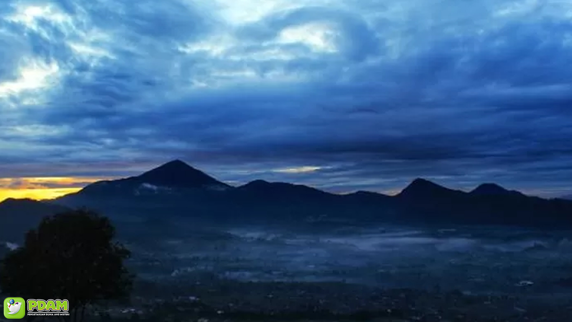 Gunung Putri: Jejak Misteri Terpendam di Balik Kabut Pegunungan