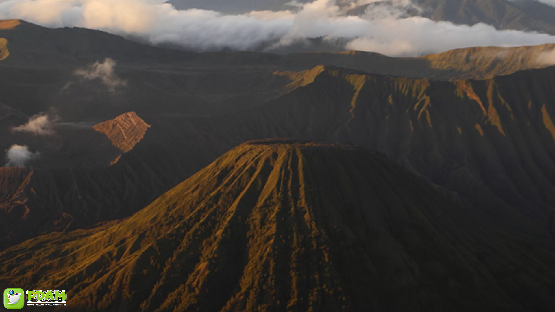 Gunung Andong dan Kisah Mistis yang Bikin Merinding
