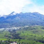 Misteri Gunung Lawu: Kisah-Kisah Aneh yang Menghantui Pendaki