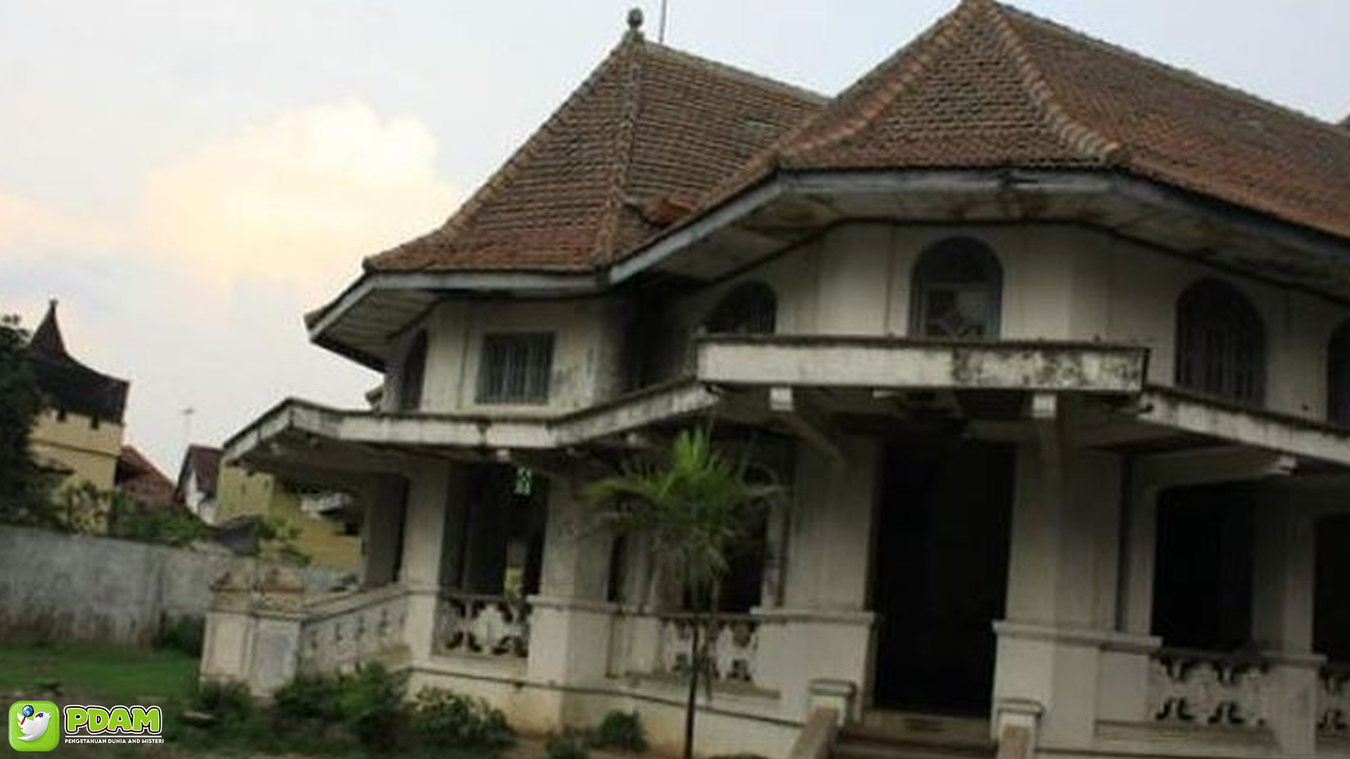 Kisah Mistis Omah Lowo: Misteri yang Terpendam di Solo