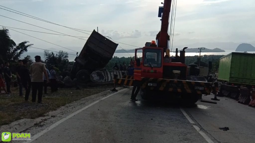 Dari Kecelakaan hingga Kesaksian Mistis: Misteri Tanjakan Tarahan