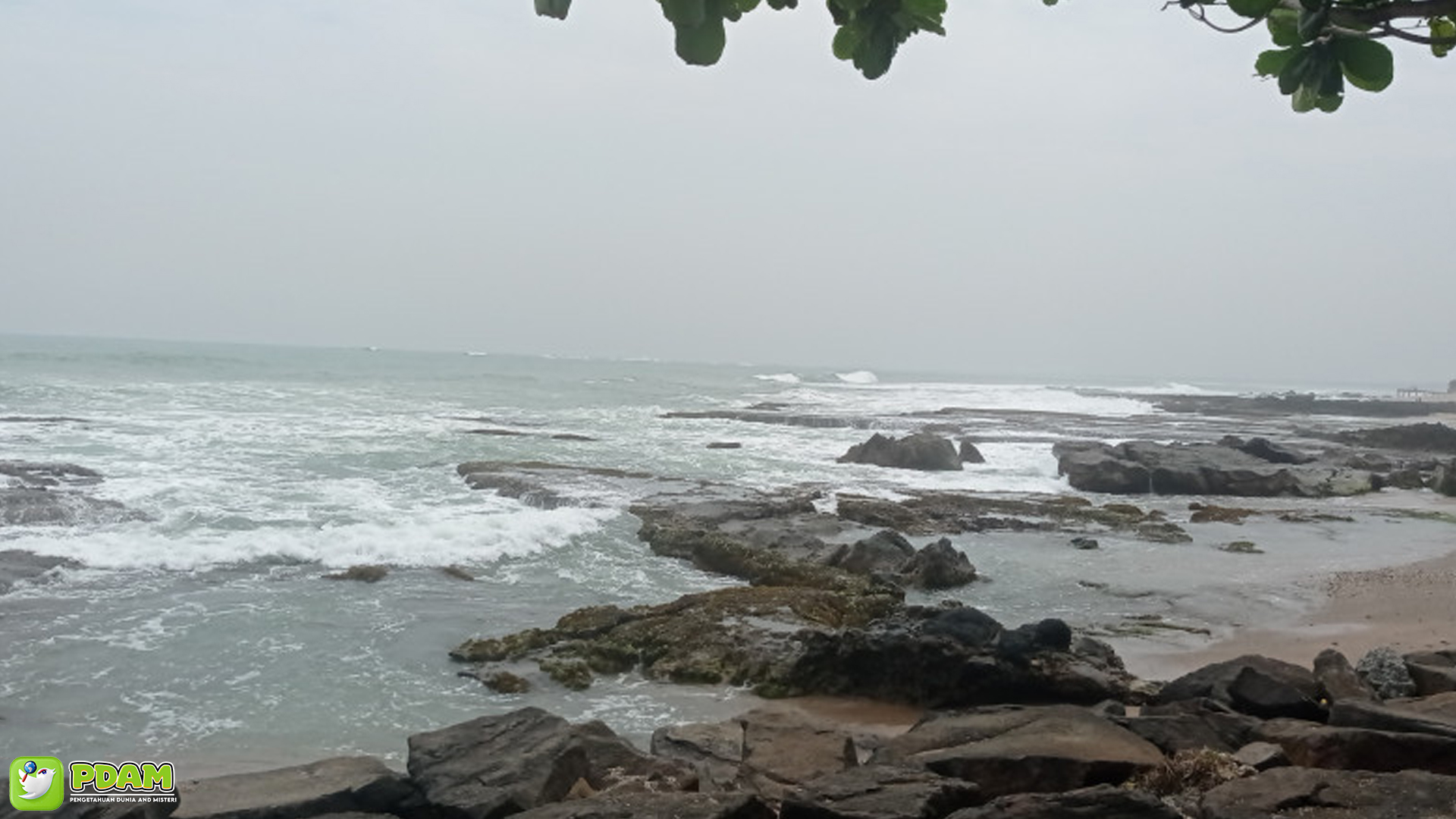 Menguak Tabir Mistis Pantai Selatan Jawa yang Penuh Rahasia