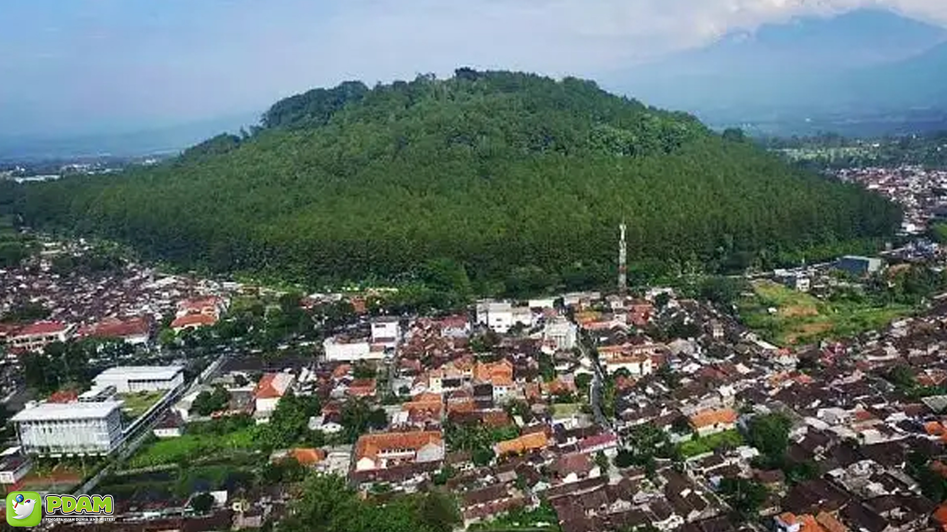 Gunung Tidar: Jejak Misteri dan Keunikan yang Bikin Penasaran