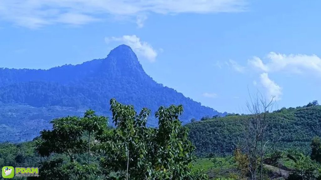 Gunung Goh dan Kisah Mistis yang Mengundang Rasa Penasaran