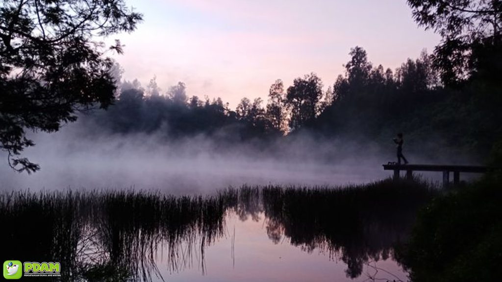 Legenda dan Misteri yang Menghantui Danau Ranu Regulo