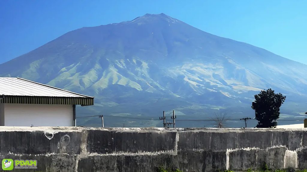 Misteri Gunung Arjuno: Tempat dengan Aura yang Bikin Merinding