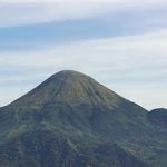 Gunung Penanggungan dan Cerita Mistis yang Membuat Merinding