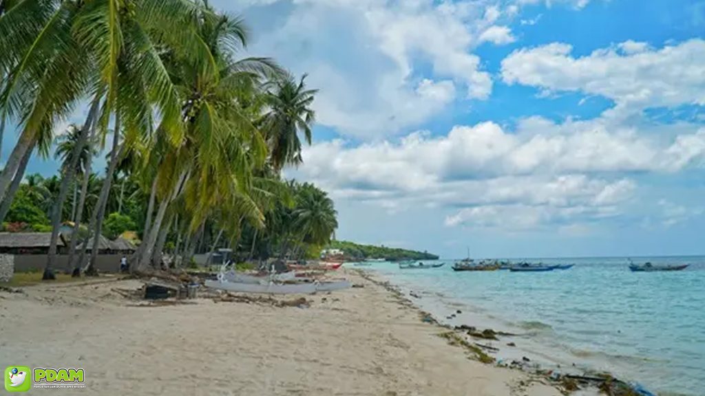 Menguak Misteri Pantai Panrang Luhu dengan 4 Mitos Menarik 3 Menguak Misteri Pantai Panrang Luhu dengan 4 Mitos Menarik
