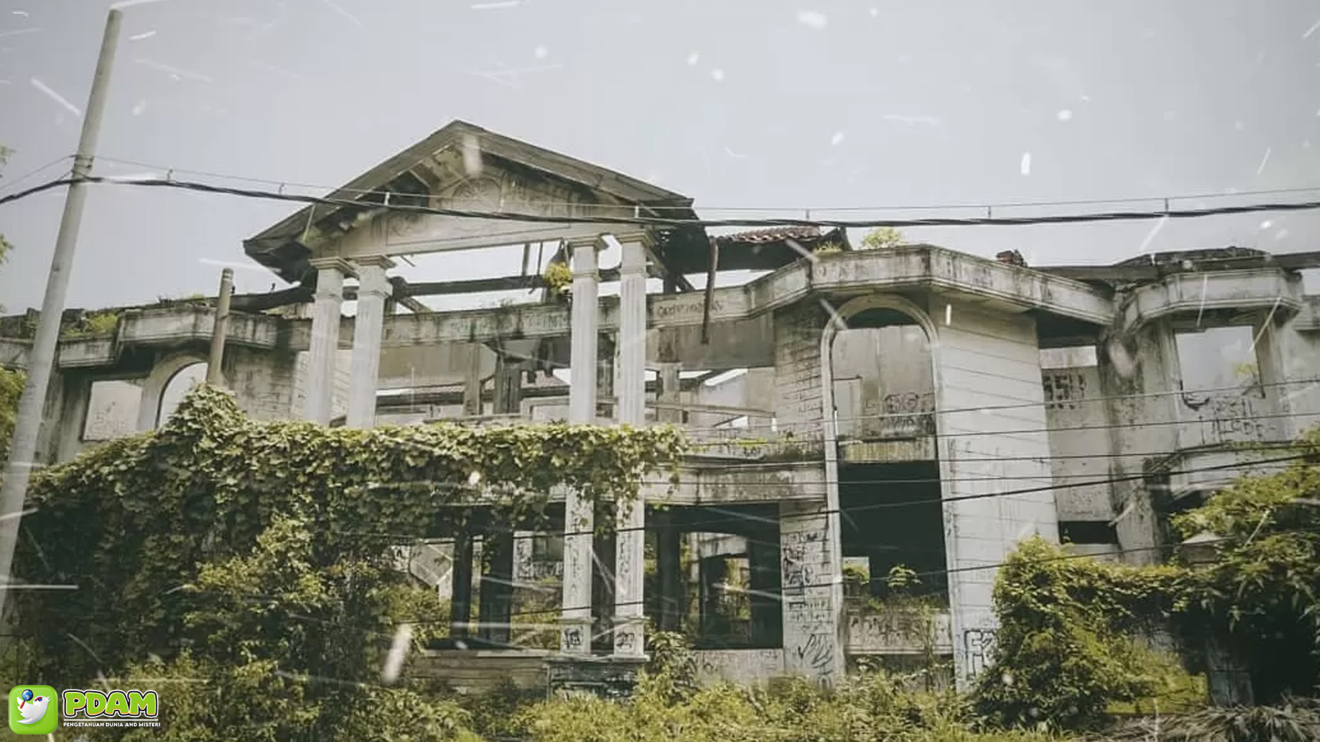 Menguak Misteri Rumah Hantu Darmo dengan 3 Cerita Horor 3 Menguak Misteri Rumah Hantu Darmo dengan 3 Cerita Horor