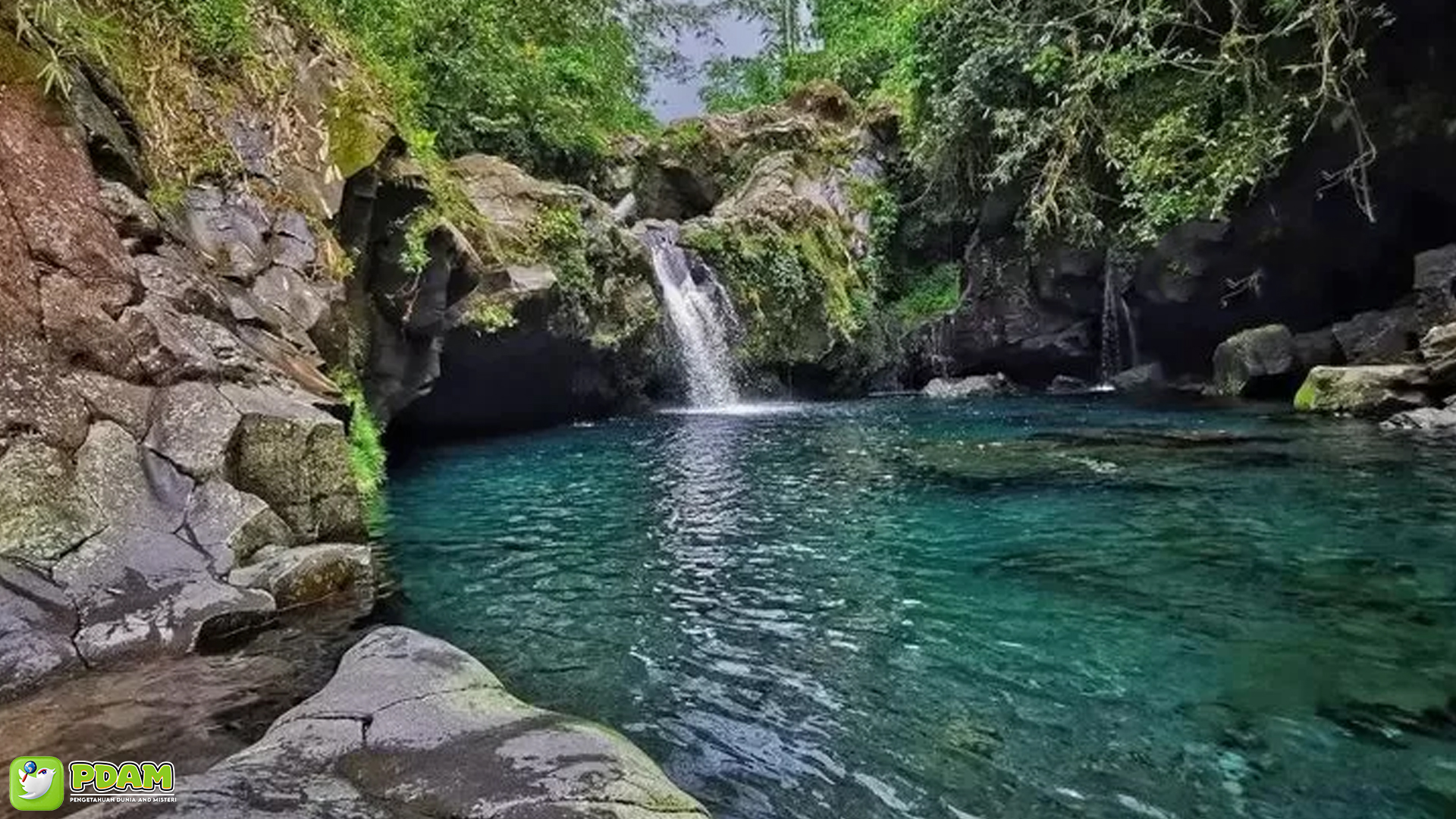 Telaga Sunyi: 4 Kisah Mistis Unik yang Menjadikannya Terkenal 4 Telaga Sunyi: 4 Kisah Mistis Unik yang Menjadikannya Terkenal