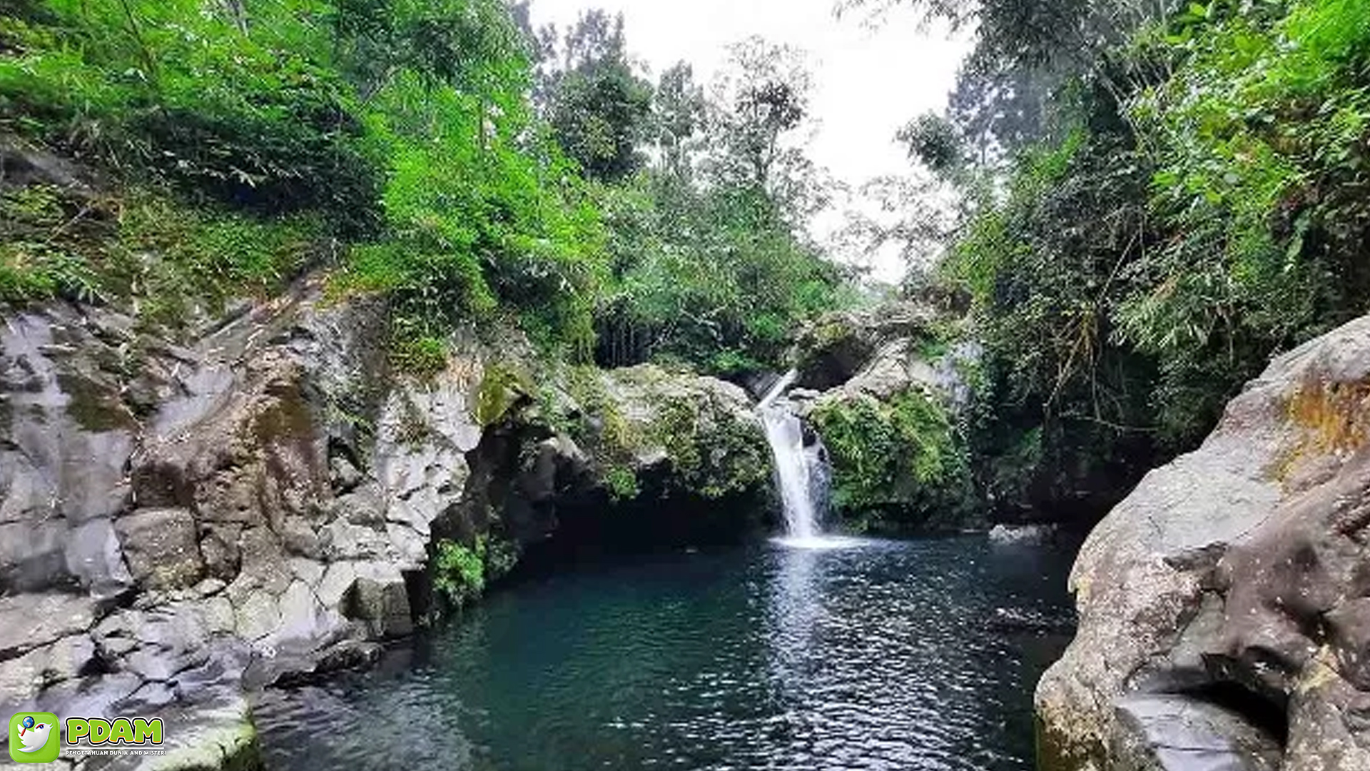 Telaga Sunyi: 4 Kisah Mistis Unik yang Menjadikannya Terkenal 3 Telaga Sunyi: 4 Kisah Mistis Unik yang Menjadikannya Terkenal