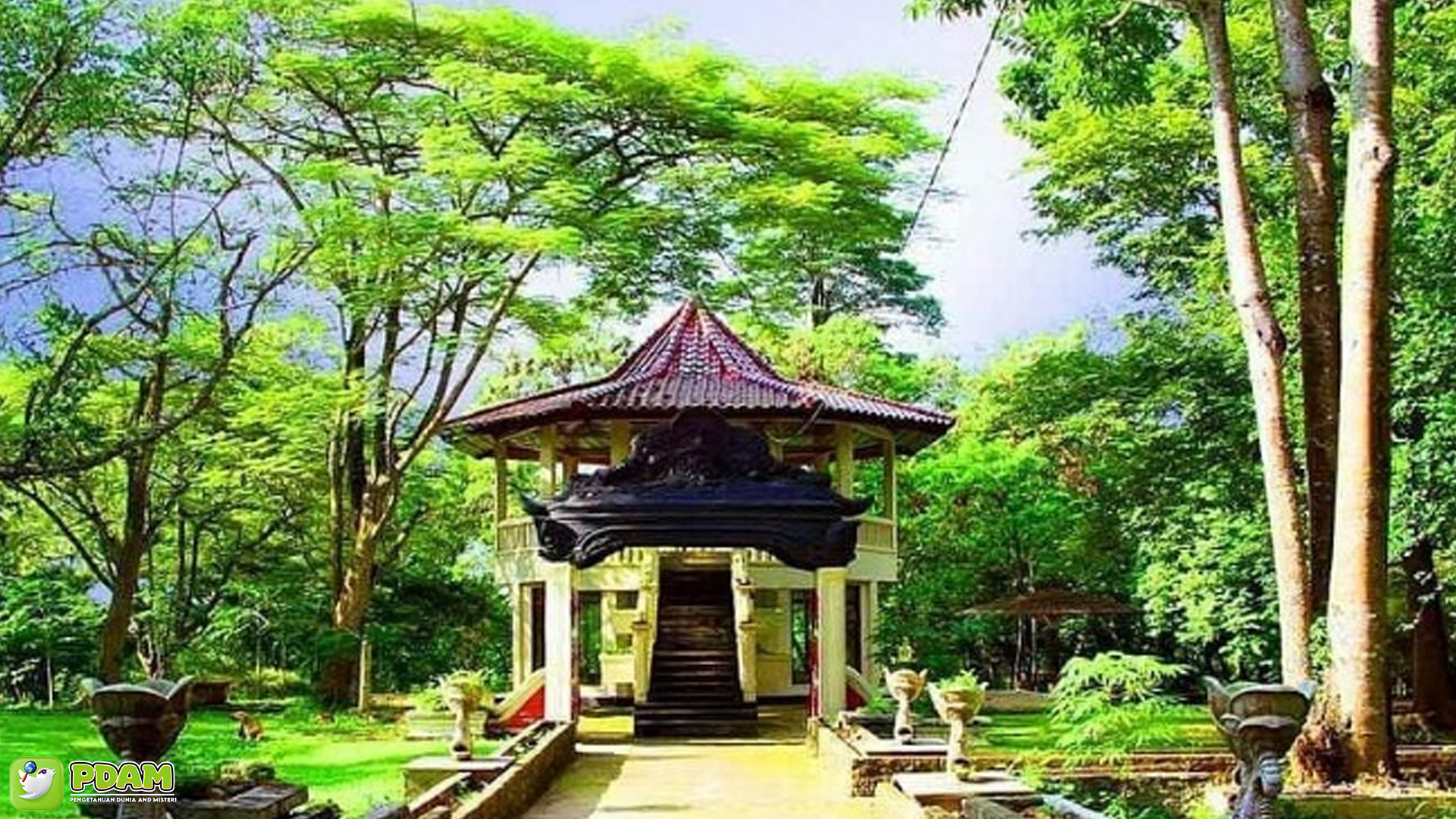 Menguak Bukit Siguntang Lewati 4 Kisah Misteri Legenda