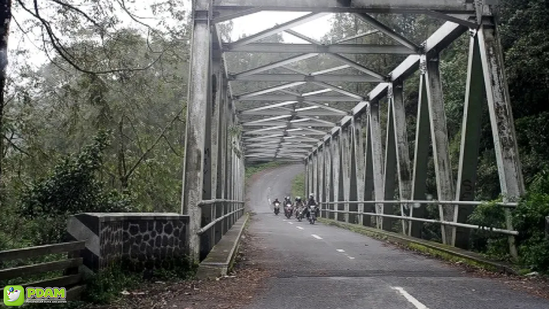 Misteri Jembatan Cangar dengan 4 Cerita Rakyat Jawa Timur