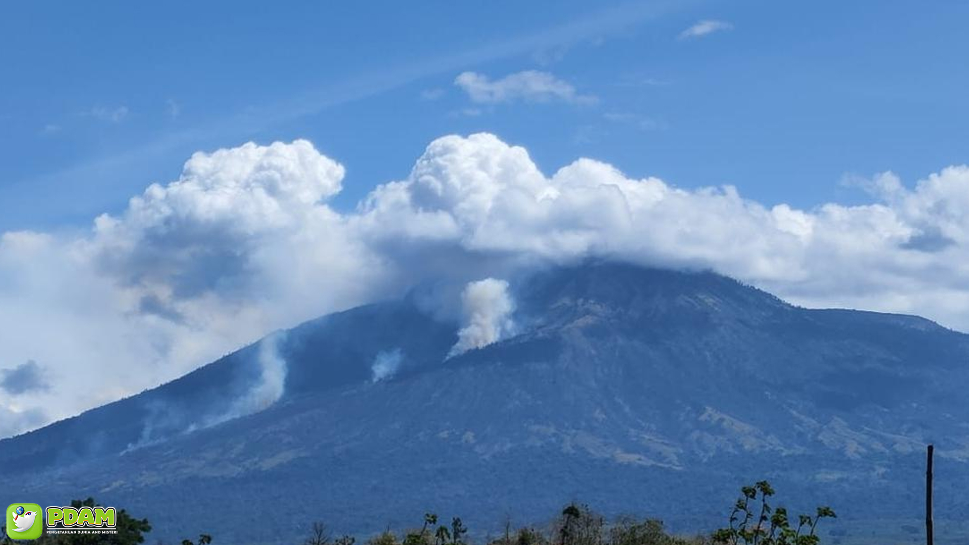 Gunung Bondang Dalam Pusat 4 Legenda Mistis Kalimantan