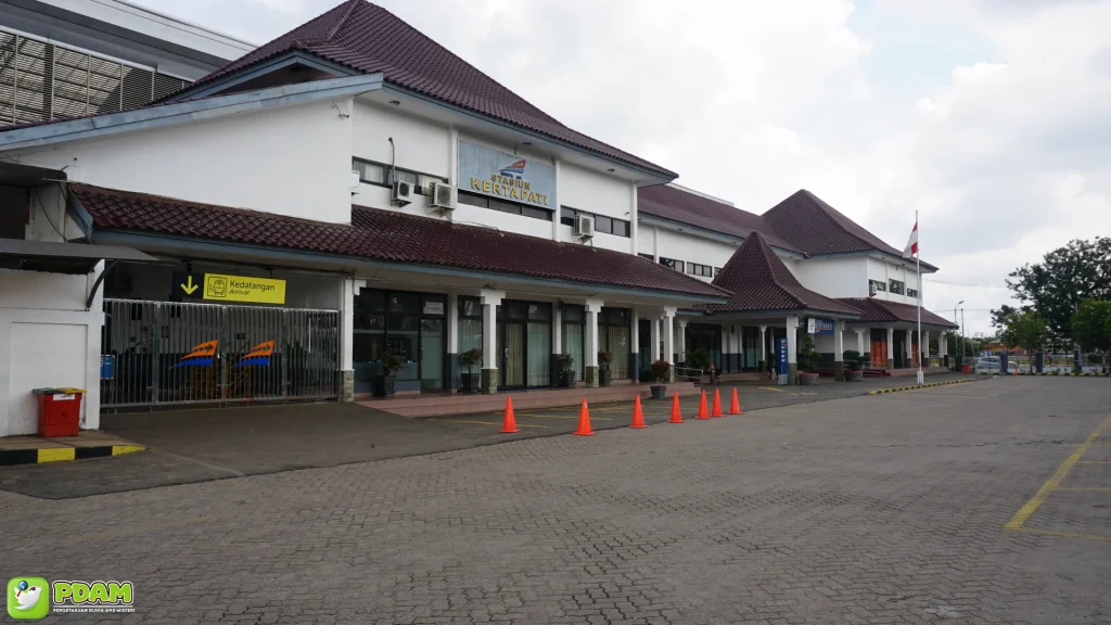 5 Alasan Mengapa Stasiun Kertapati Jadi Tempat Penuh Misteri