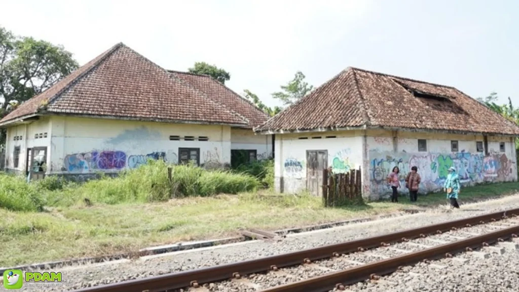 Stasiun Sedayu: 5 Hal Anéh Nu Masih Keneh Nyieun Hening 1 Stasiun Sedayu: 5 Hal Anéh Nu Masih Keneh Nyieun Hening