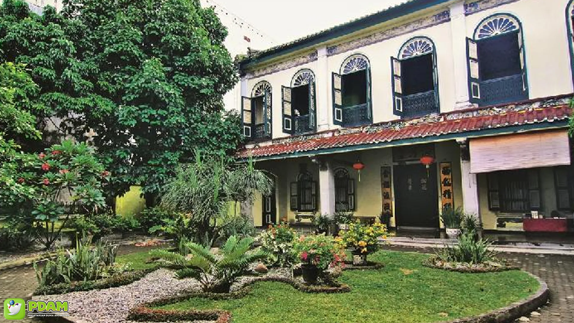 Rumah Tjong A Fie: 5 Misteri Tersembunyi yang Gak Pernah Terungkap 2 Rumah Tjong A Fie: 5 Misteri Tersembunyi yang Gak Pernah Terungkap