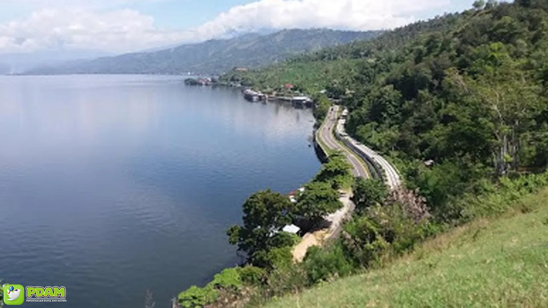 Batu Besurek Misterius Tepi: 4 Prasasti Kuno Ungkap Sejarah Danau Singkarak 1 Batu Besurek Misterius Tepi: 4 Prasasti Kuno Ungkap Sejarah Danau Singkarak